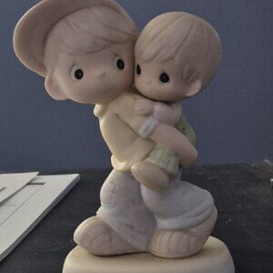 Enesco Precious Moments Figurine Statue He'll Carry Me Through Porcelain CUTE